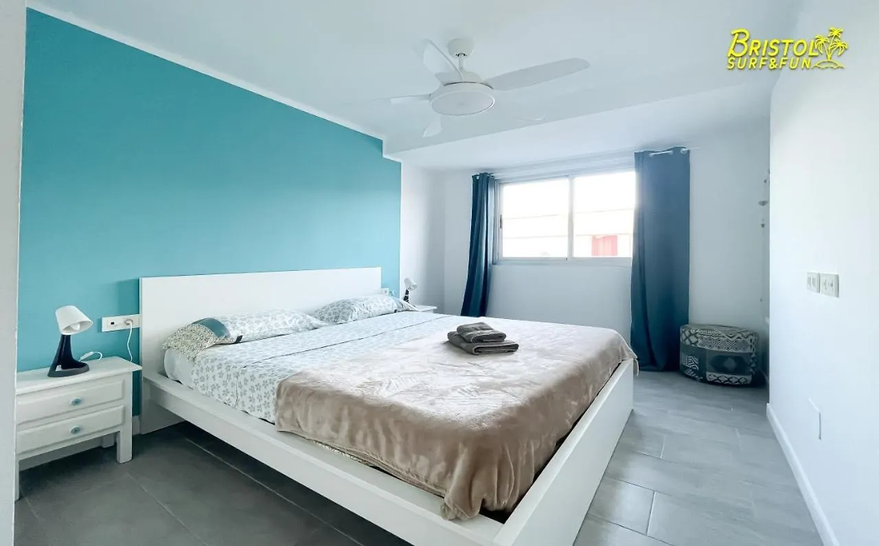 B-Rent Bristol Beach Surf & Fun Corralejo 0*,